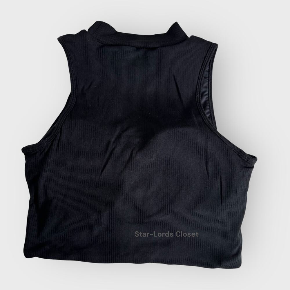Klassy Network Crop Top Ribbed Mock Neck Padded Minimalist Black Women's Medium - Picture 5 of 7